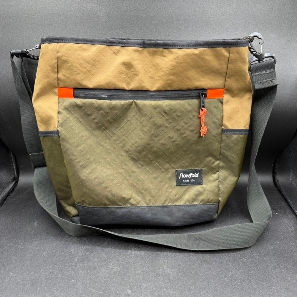 Flowfold Crossbody Bag Lightweight Med Green Tan Durable Gorpcore Travel USA